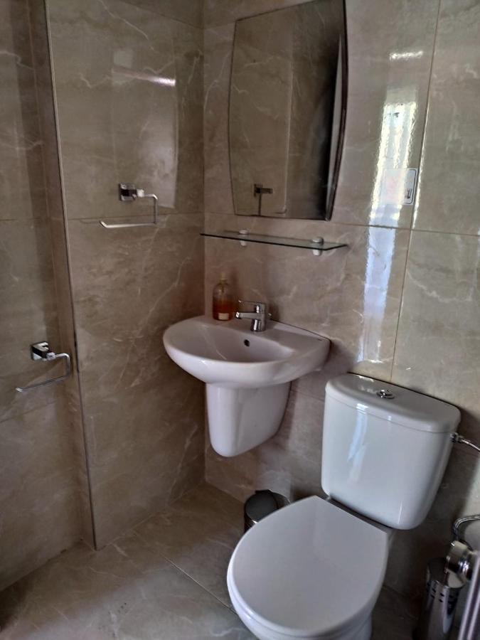 1 Bedroom Apartment Ларнака Екстер'єр фото