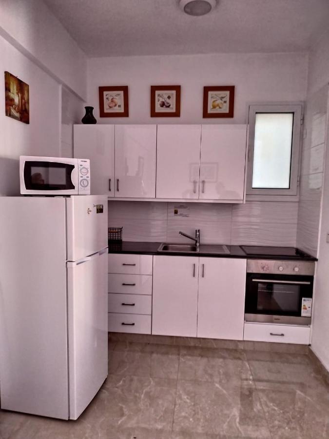 1 Bedroom Apartment Ларнака Екстер'єр фото