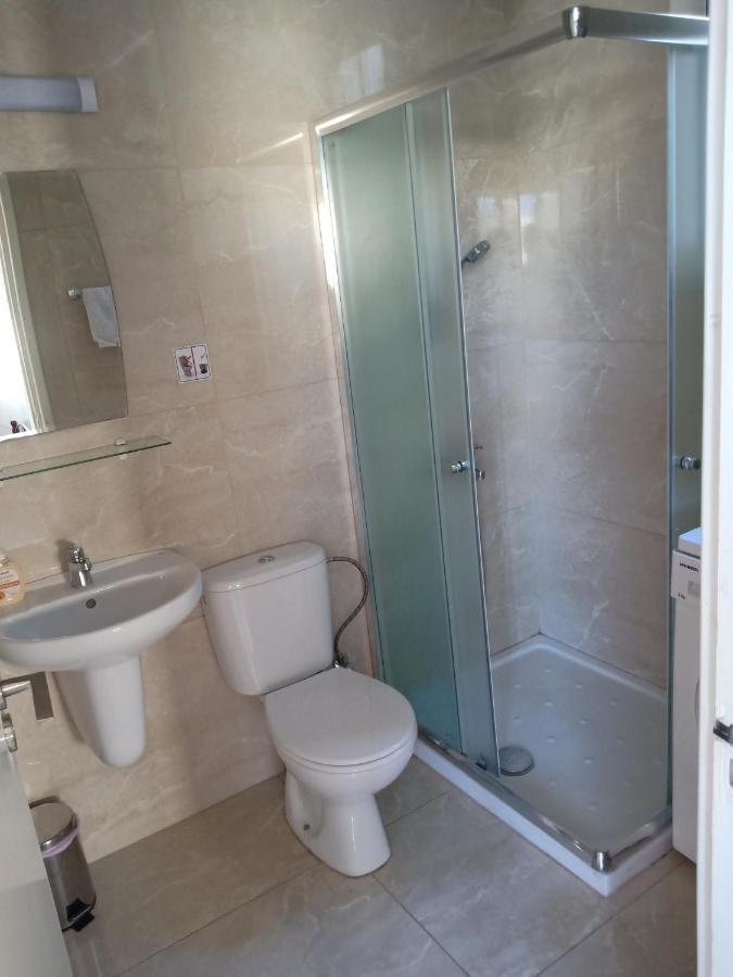 1 Bedroom Apartment Ларнака Екстер'єр фото
