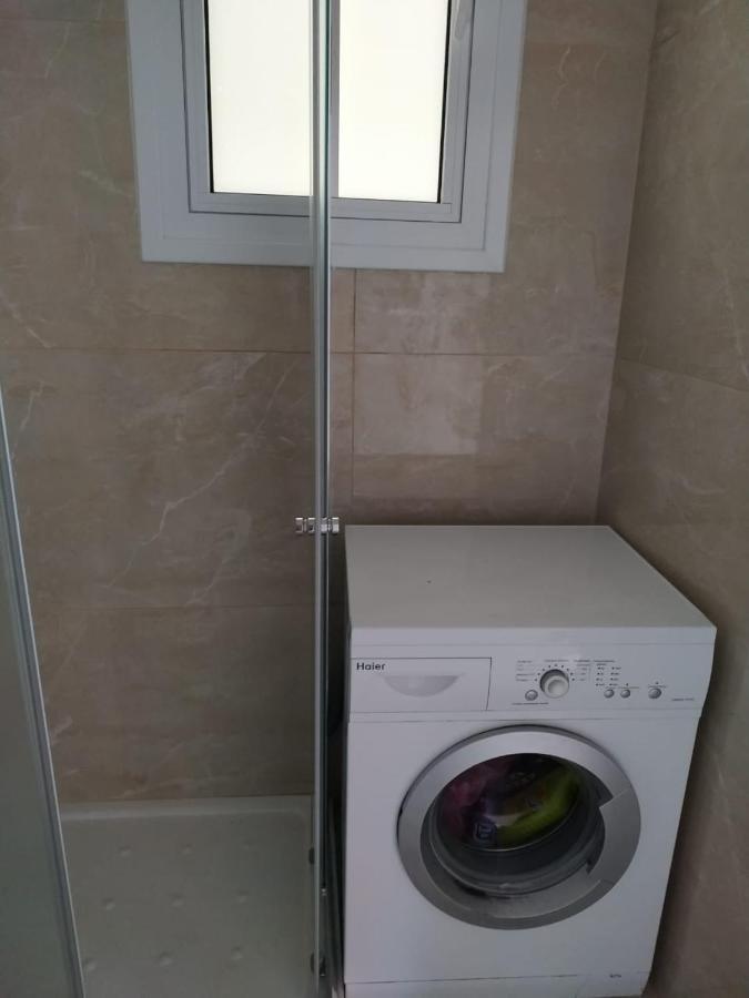 1 Bedroom Apartment Ларнака Екстер'єр фото